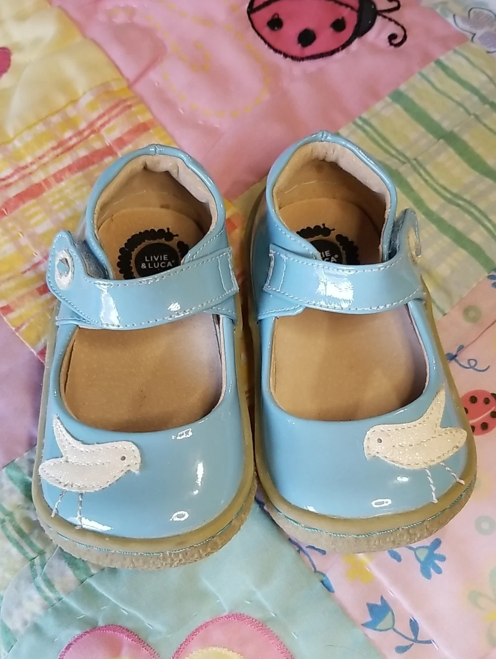 Livie & Luca Light Blue Patent Leather Mary Janes with White Glitter Bird Size 6